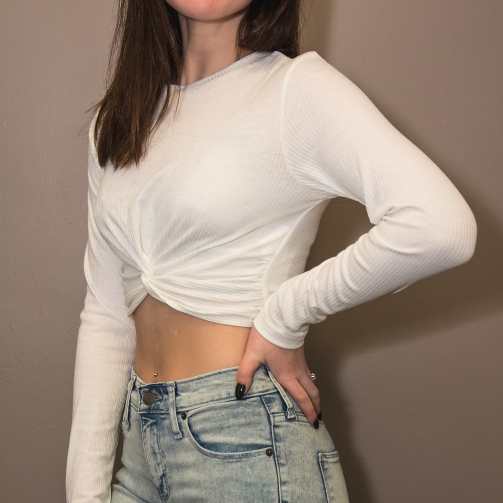 Long sleeve crop top